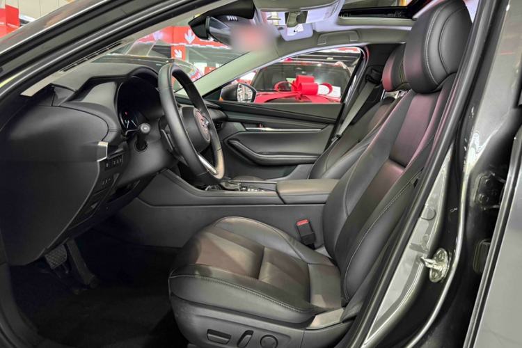 Used Mazda 3 Axela 2023 2.0L Automatic ZhiZhen Edition Left Front Seat