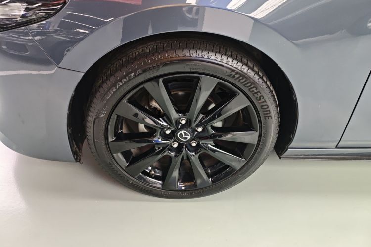 Used Mazda 3 Axela 2023 2.0L Automatic ZhiXuan Edition Left Front Wheel Hub