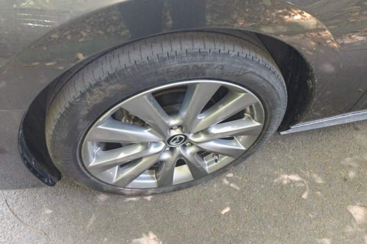 Used Mazda 3 Axela 2023 2.0L Automatic ZhiZhen Edition Left Front Wheel Hub