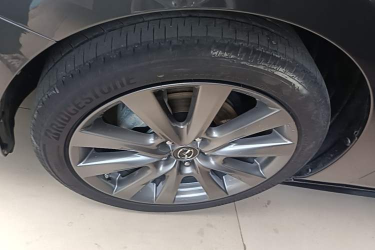 Used Mazda 3 Axela 2023 2.0L Automatic ZhiXuan Edition Left Front Wheel Hub