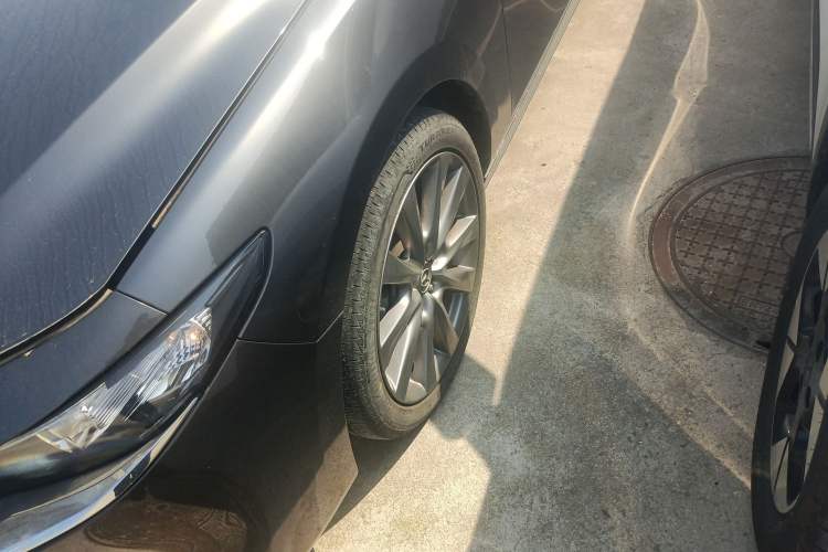 Used Mazda 3 Axela 2023 2.0L Automatic ZhiXuan Edition Left Front Wheel Hub
