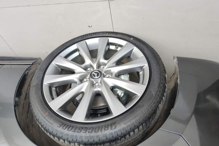 Used Mazda 3 Axela 2023 2.0L Automatic ZhiZhen Edition Left Front Wheel Hub