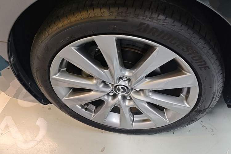 Used Mazda 3 Axela 2023 2.0L Automatic Zhiya Edition Left Front Wheel Hub