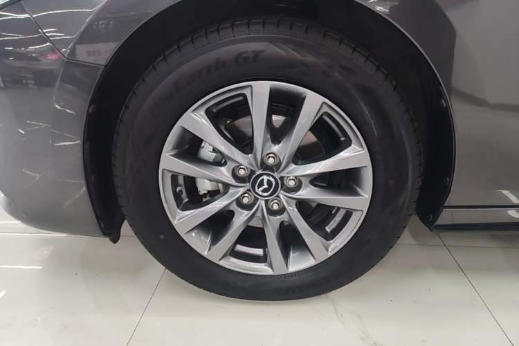 Used Mazda 3 Axela 2023 2.0L Automatic Zhiqing Edition Left Front Wheel Hub