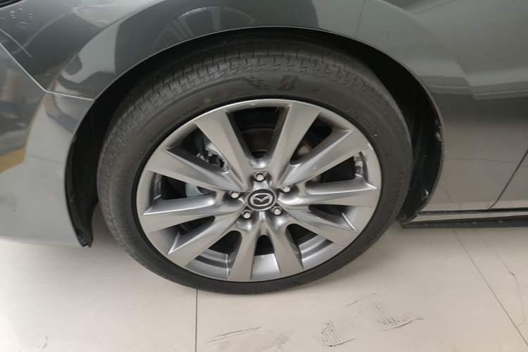 Used Mazda 3 Axela 2023 2.0L Automatic Zhiyao Edition Left Front Wheel Hub