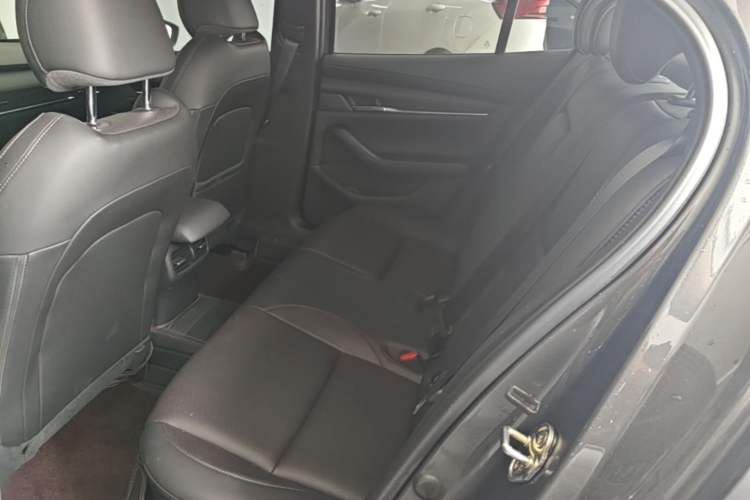 Used Mazda 3 Axela 2023 2.0L Automatic Zhiya Edition Left Rear Seat