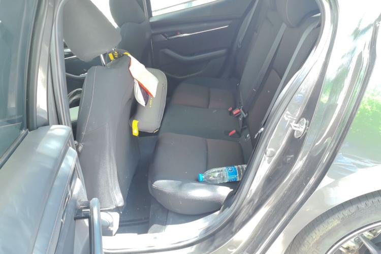 Used Mazda 3 Axela 2023 2.0L Automatic ZhiXuan Edition Left Rear Seat