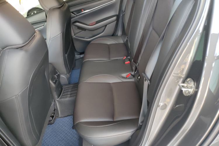 Used Mazda 3 Axela 2023 2.0L Automatic ZhiZhen Edition Left Rear Seat