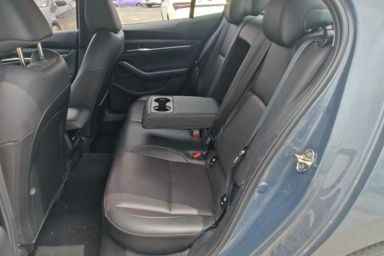 Used Mazda 3 Axela 2023 2.0L Automatic ZhiZhen Edition Left Rear Seat