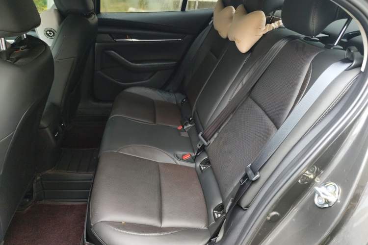 Used Mazda 3 Axela 2023 2.0L Automatic Zhiya Edition Left Rear Seat