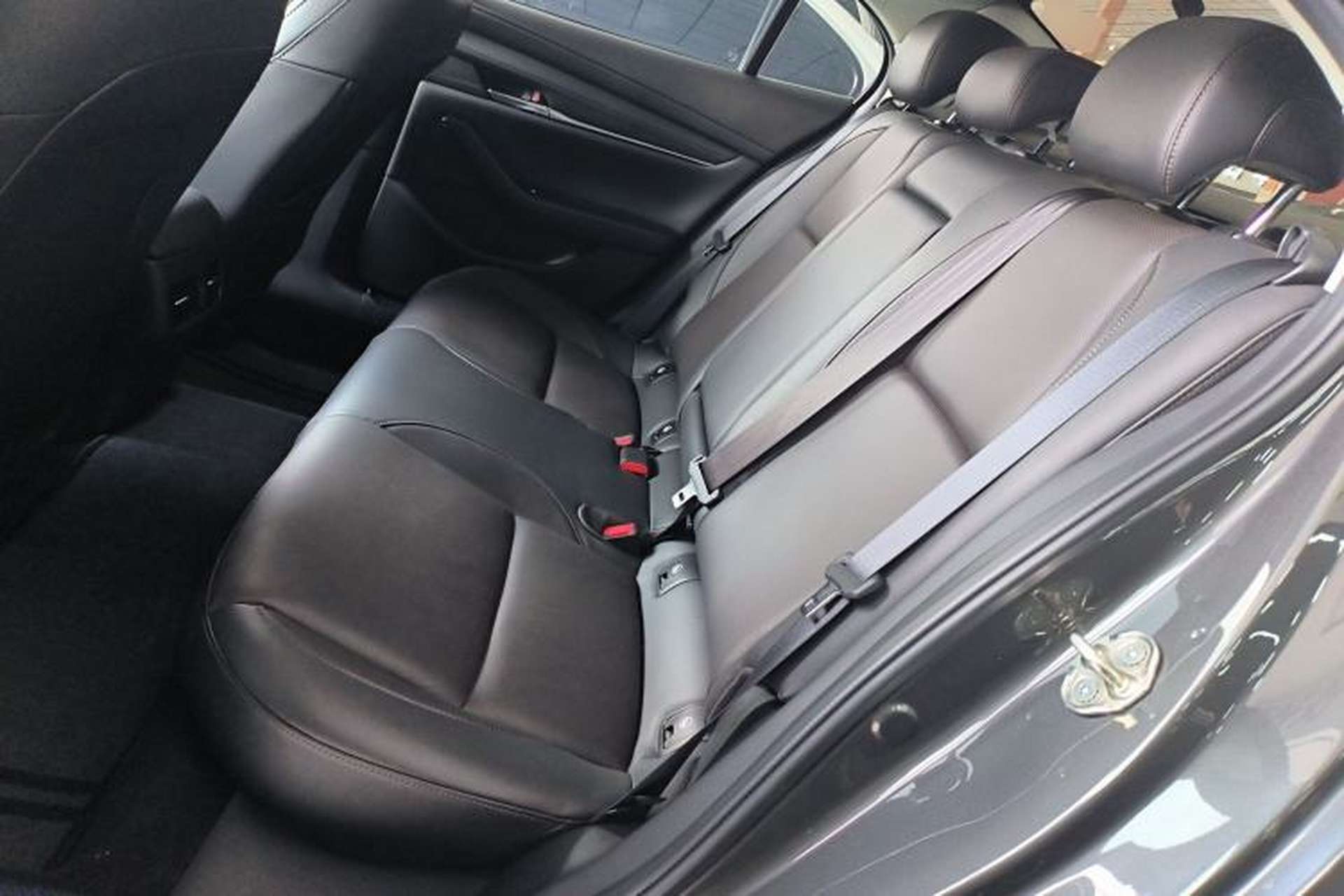 Used Mazda 3 Axela 2023 2.0L Automatic Zhiqing Edition Left Rear Seat