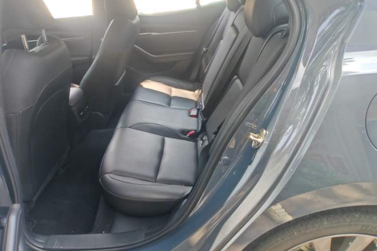 Used Mazda 3 Axela 2023 2.0L Automatic ZhiZhen Edition Left Rear Seat