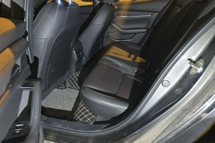 Used Mazda 3 Axela 2023 2.0L Automatic ZhiZhen Edition Left Rear Seat