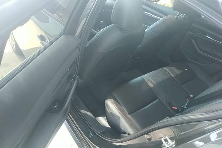 Used Mazda 3 Axela 2023 2.0L Automatic Zhiya Edition Left Rear Seat