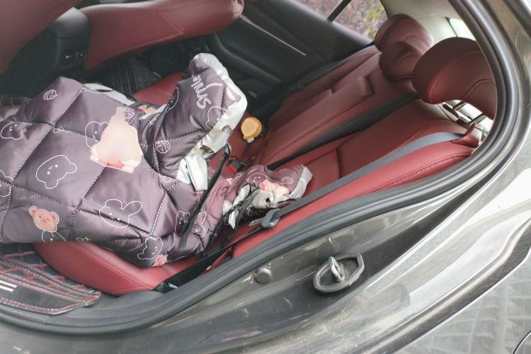 Used Mazda 3 Axela 2023 2.0L Automatic ZhiZhen Edition Left Rear Seat