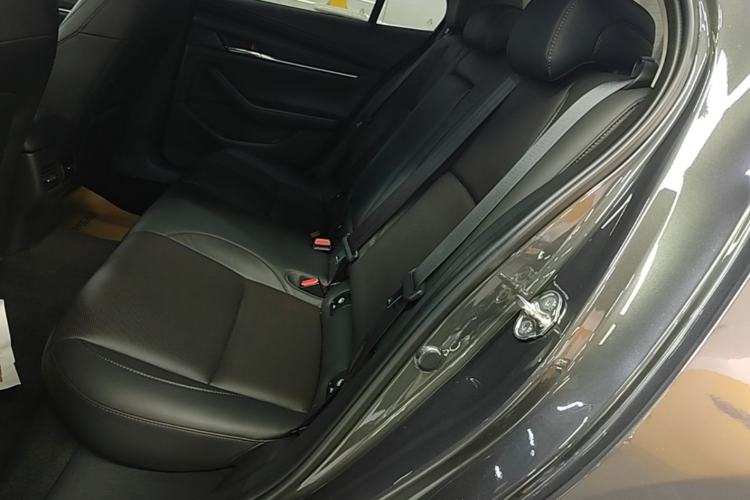 Used Mazda 3 Axela 2023 2.0L Automatic Zhiya Edition Left Rear Seat