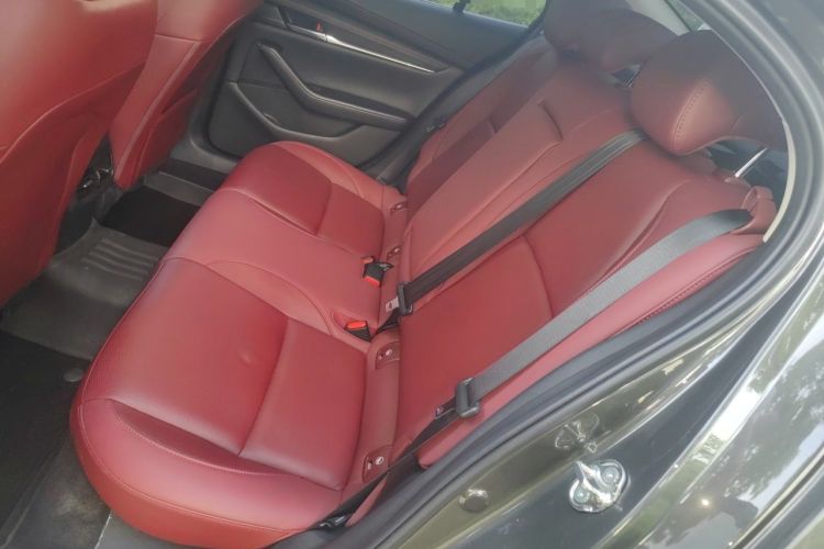 Used Mazda 3 Axela 2023 2.0L Automatic ZhiZhen Edition Left Rear Seat