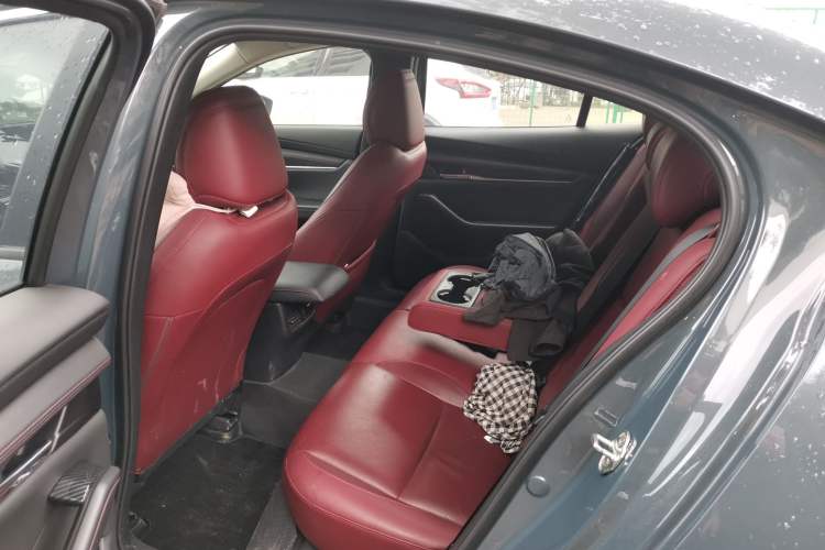Used Mazda 3 Axela 2023 2.0L Automatic Zhiya Edition Left Rear Seat