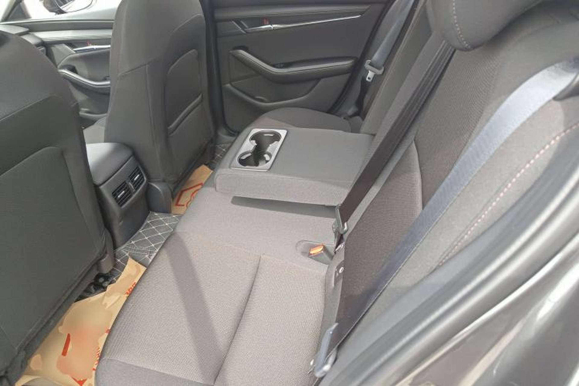 Used Mazda 3 Axela 2023 2.0L Automatic ZhiXuan Edition Left Rear Seat
