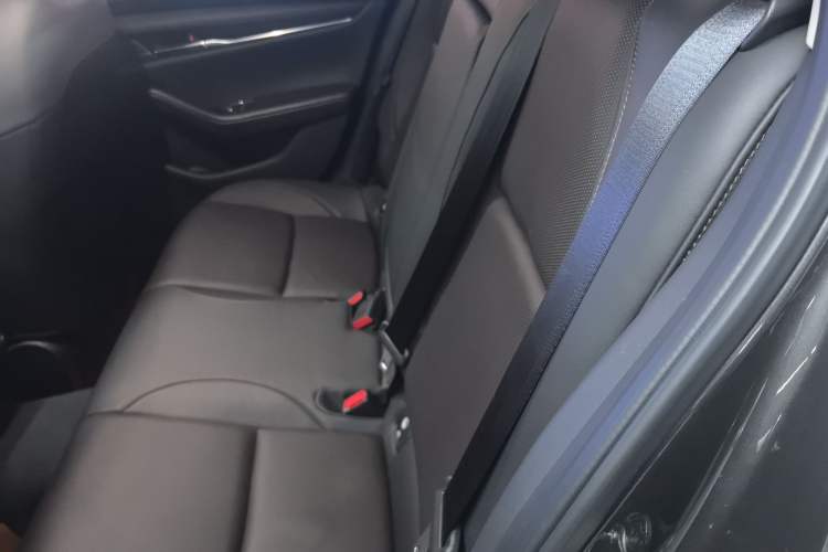 Used Mazda 3 Axela 2023 2.0L Automatic ZhiZhen Edition Left Rear Seat