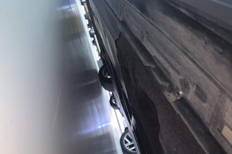 Used Mazda 3 Axela 2023 2.0L Automatic ZhiZhen Edition Left Side Sill