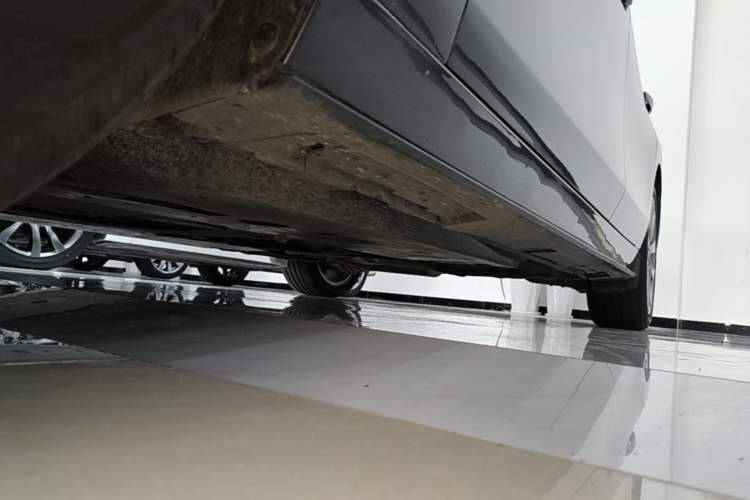 Used Mazda 3 Axela 2023 2.0L Automatic ZhiXuan Edition Left Side Sill