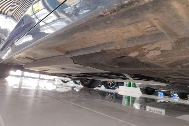 Used Mazda 3 Axela 2023 1.5L Manual ZhiMei Edition Left Side Sill