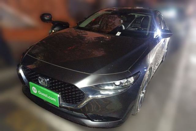 Ojetý Mazda 3 Axela 2023 2.0L Automatic ZhiXuan Edition