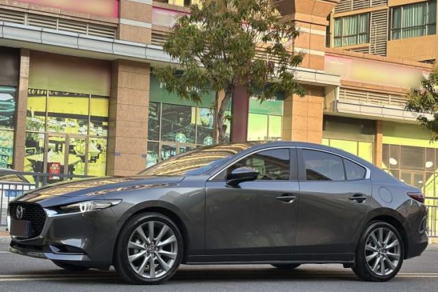 Used Mazda 3 Axela 2023 2.0L Automatic ZhiZhen Edition