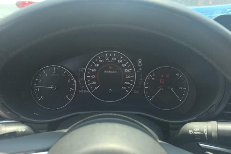 Used Mazda 3 Axela 2023 2.0L Automatic ZhiXuan Edition Odometer Close Up