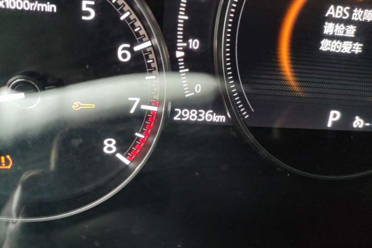 Used Mazda 3 Axela 2023 2.0L Automatic Zhiya Edition Odometer Close Up