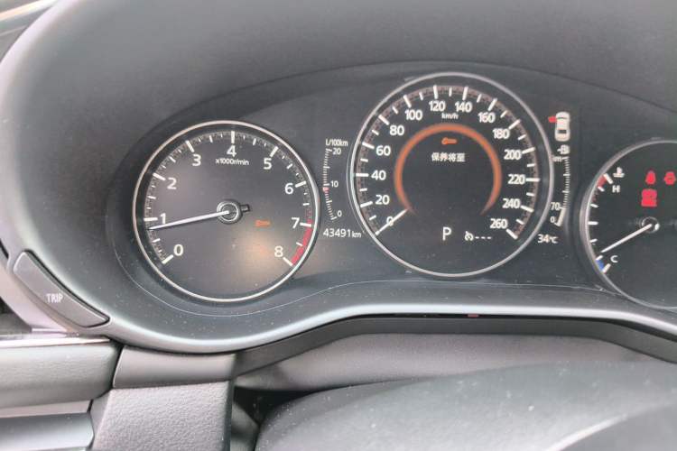 Used Mazda 3 Axela 2023 2.0L Automatic Zhiqing Edition Odometer Close Up