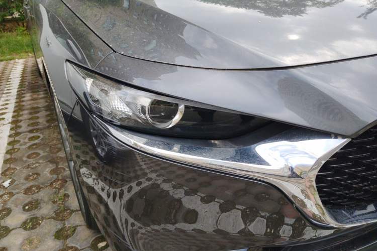 Used Mazda 3 Axela 2023 2.0L Automatic ZhiXuan Edition Right Front Headlight