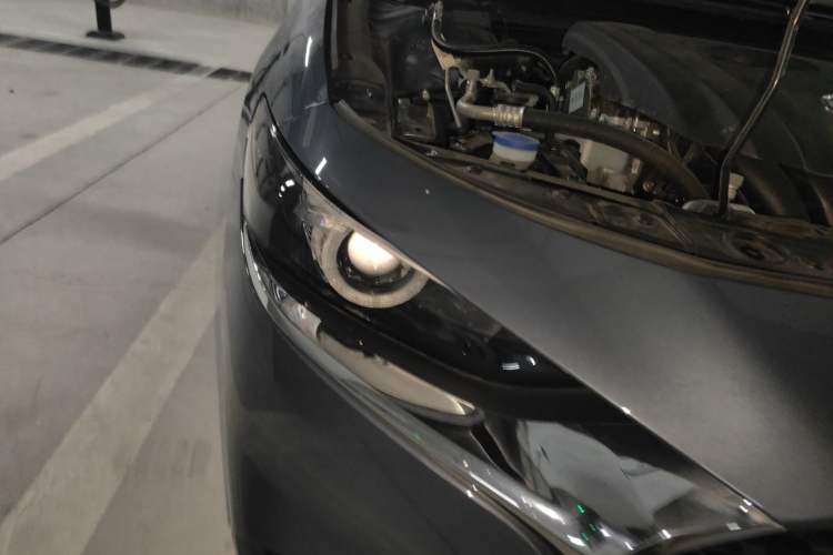 Used Mazda 3 Axela 2023 2.0L Automatic Zhiyao Edition Right Front Headlight