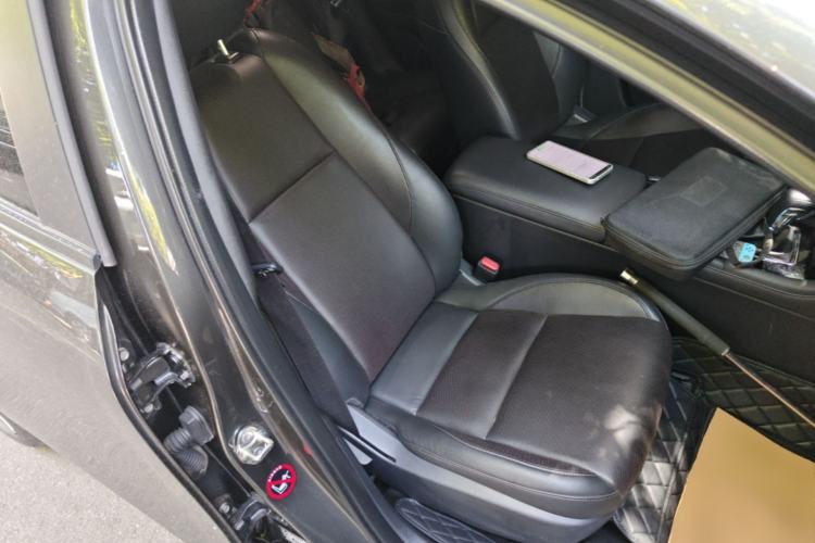 Used Mazda 3 Axela 2023 2.0L Automatic ZhiZhen Edition Right Front Seat