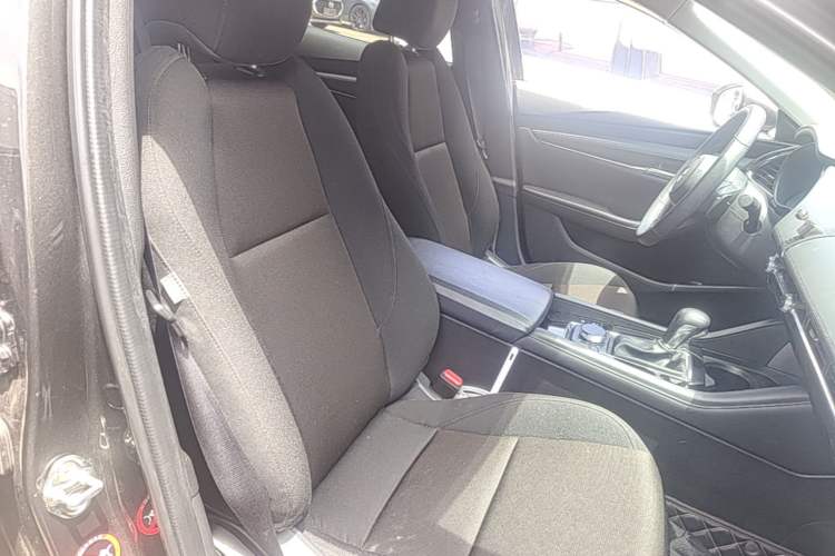 Used Mazda 3 Axela 2023 2.0L Automatic ZhiXuan Edition Right Front Seat
