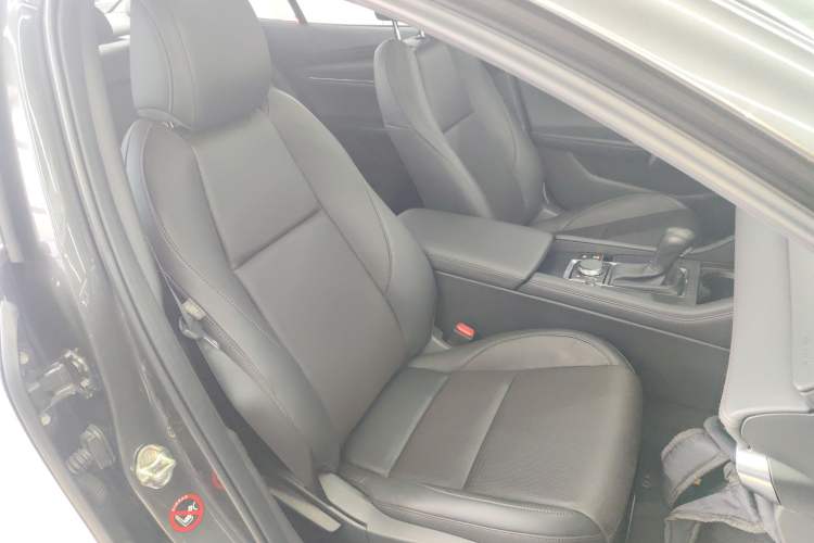 Used Mazda 3 Axela 2023 2.0L Automatic Zhiya Edition Right Front Seat