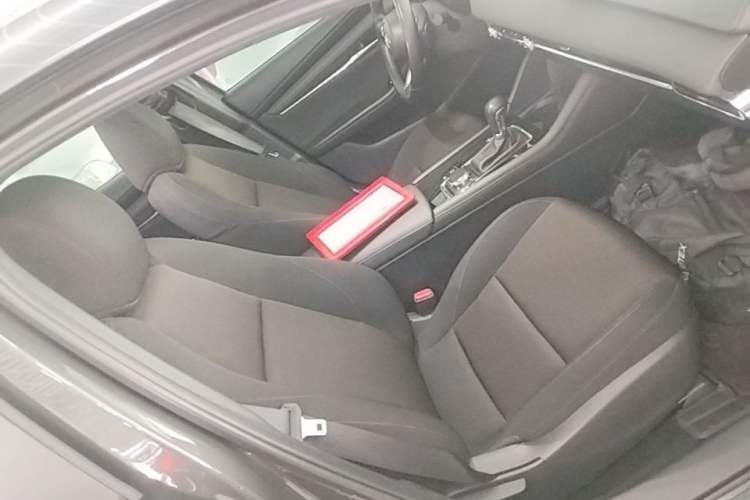 Used Mazda 3 Axela 2023 2.0L Automatic ZhiXuan Edition Right Front Seat