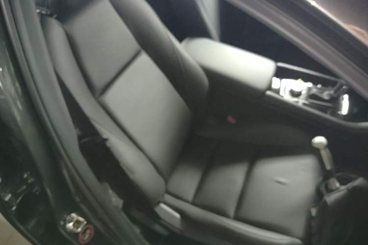 Used Mazda 3 Axela 2023 2.0L Automatic ZhiZhen Edition Right Front Seat