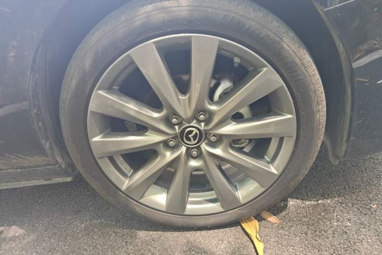 Used Mazda 3 Axela 2023 2.0L Automatic ZhiZhen Edition Right Front Wheel Hub