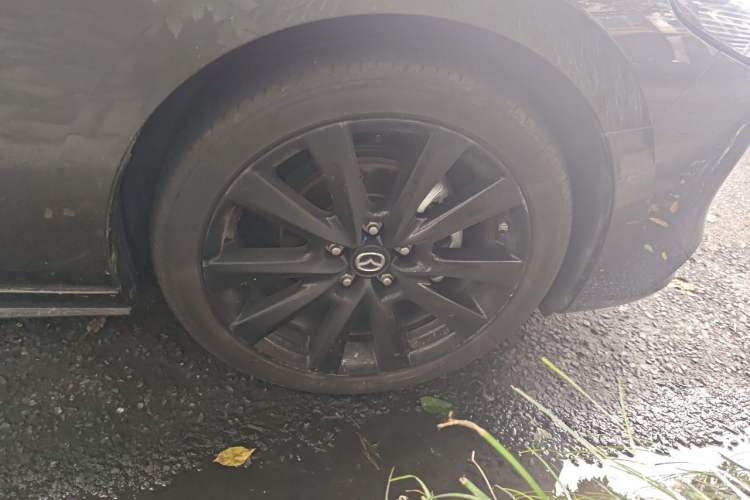 Used Mazda 3 Axela 2023 2.0L Automatic ZhiZhen Edition Right Front Wheel Hub