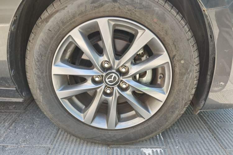 Used Mazda 3 Axela 2023 2.0L Automatic Zhiqing Edition Right Front Wheel Hub