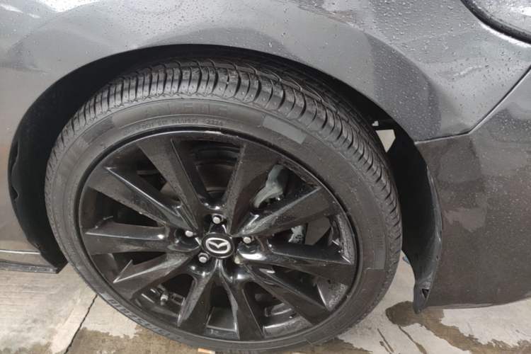 Used Mazda 3 Axela 2023 2.0L Automatic Zhiya Edition Right Front Wheel Hub
