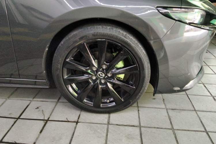 Used Mazda 3 Axela 2023 2.0L Automatic Zhiyao Edition Right Front Wheel Hub