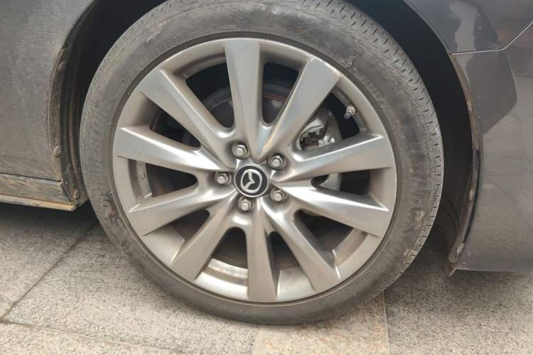 Used Mazda 3 Axela 2023 2.0L Automatic ZhiZhen Edition Right Front Wheel Hub