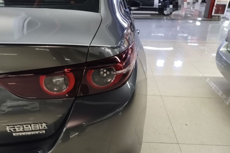 Used Mazda 3 Axela 2023 2.0L Automatic Zhiyao Edition Right Rear Taillight