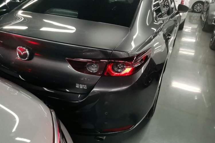 Used Mazda 3 Axela 2023 2.0L Automatic Zhiqing Edition Right Rear Taillight