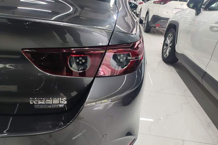 Used Mazda 3 Axela 2023 2.0L Automatic Zhiqing Edition Right Rear Taillight