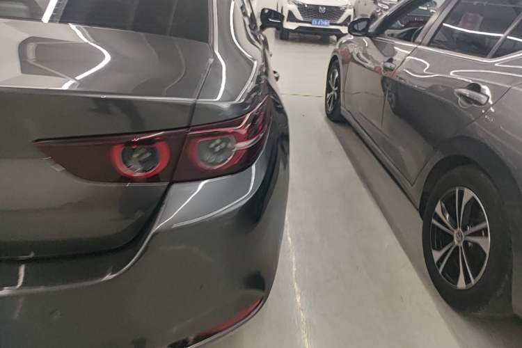 Used Mazda 3 Axela 2023 2.0L Automatic Zhiya Edition Right Rear Taillight