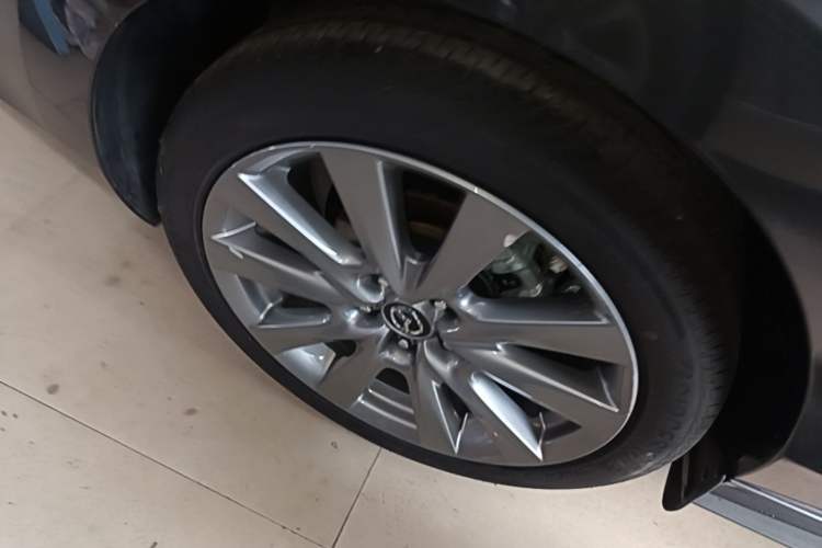 Used Mazda 3 Axela 2023 2.0L Automatic ZhiXuan Edition Right Rear Wheel Hub